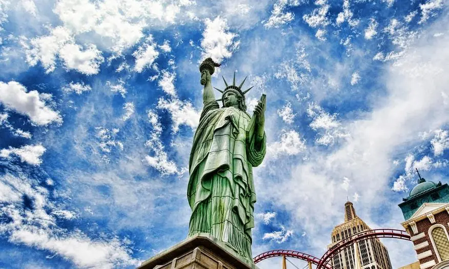美国前国务卿鲍威尔去世,他的一生见证了“美国梦”的破碎