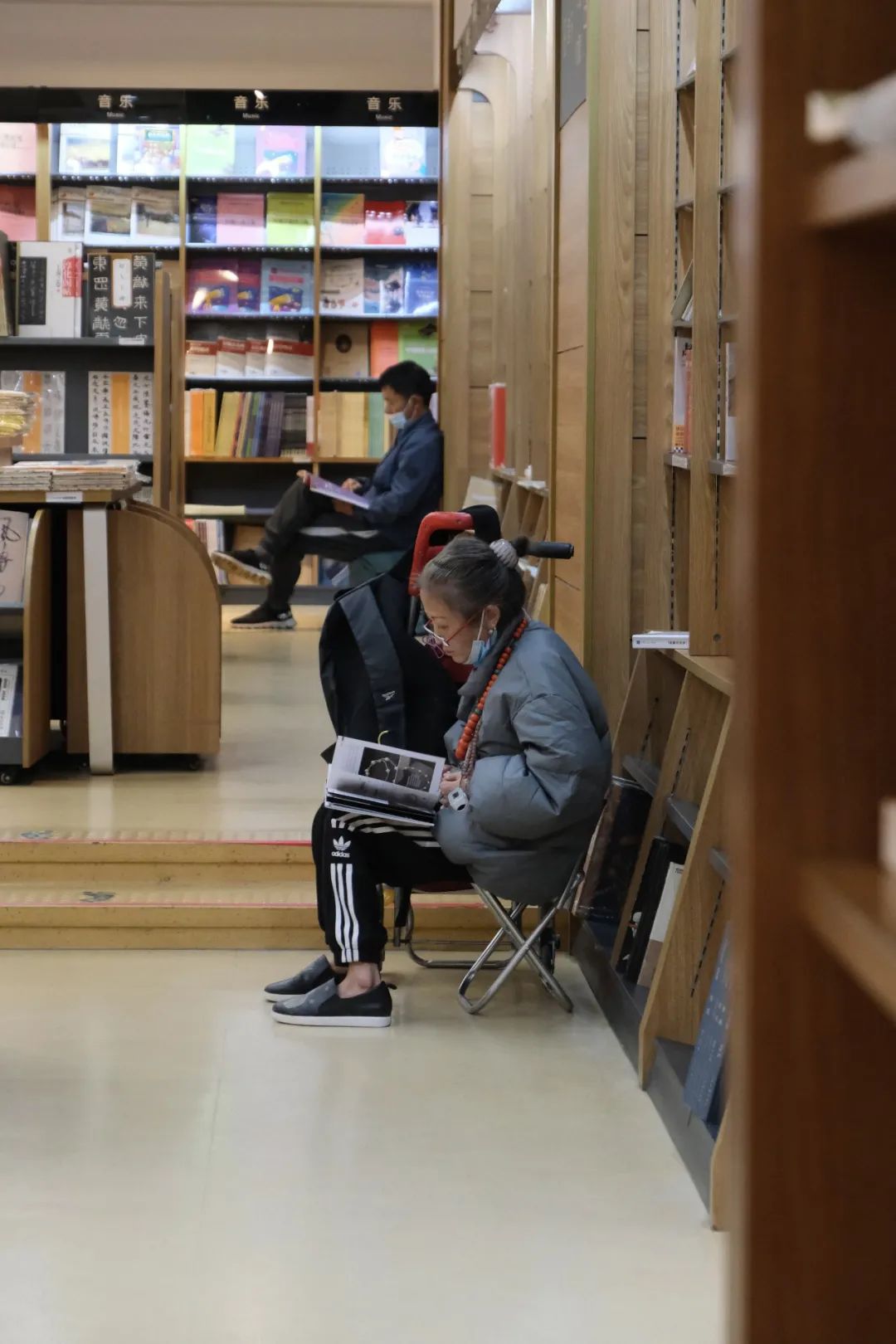 西南书城,外文书店,布克购书中心,没有人逛了吗
