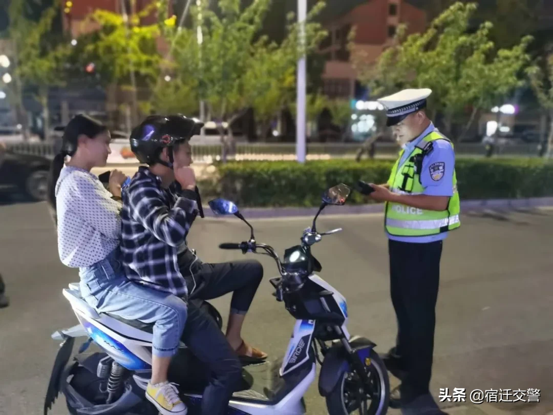 注意了！监控抓拍、夜间突击检查、实名曝光驾乘电动自行车时未戴安全头盔人员
