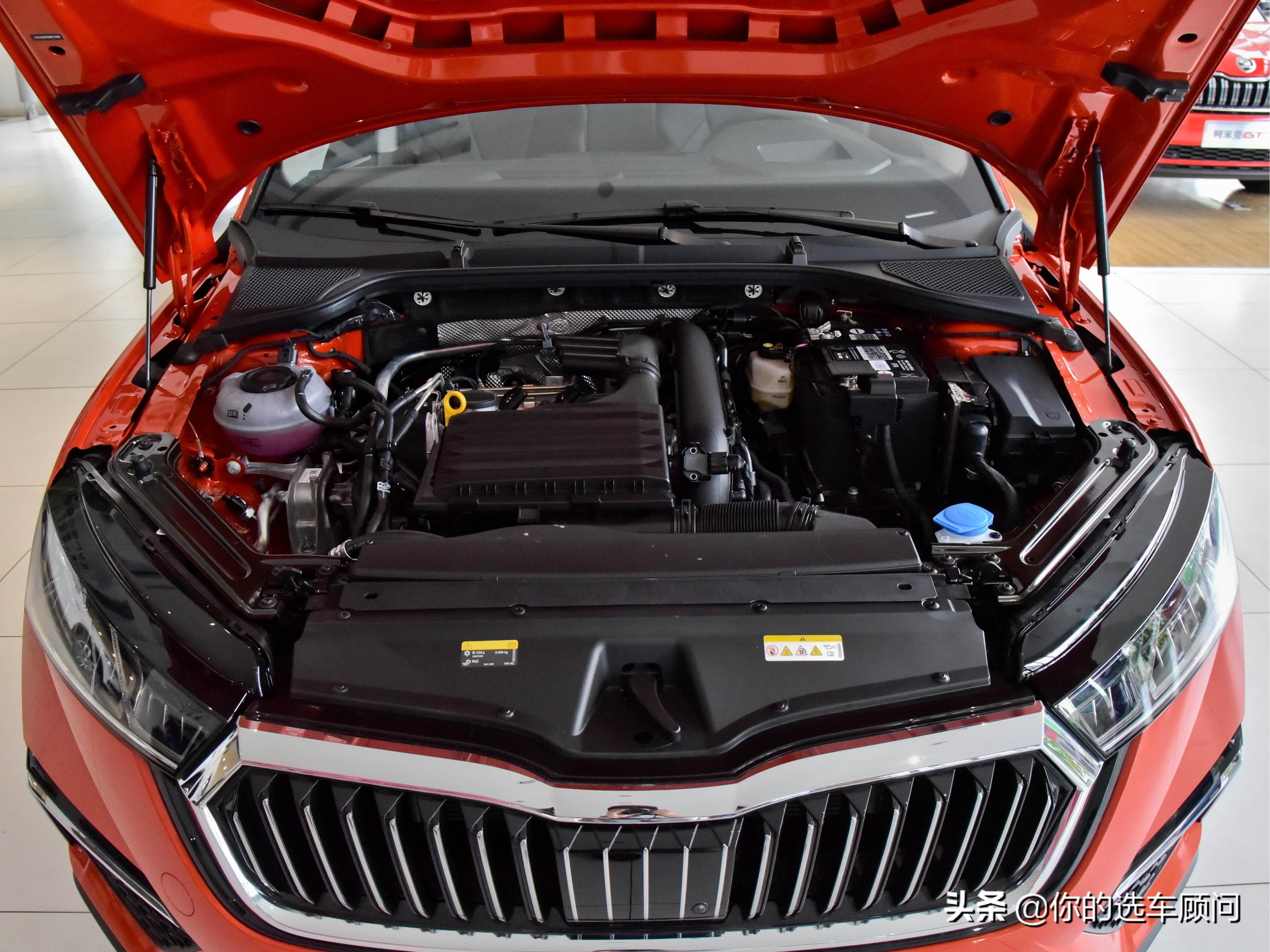 起售12.49万油耗5.5L，比速腾更先进的大众车，实拍斯柯达明锐PRO