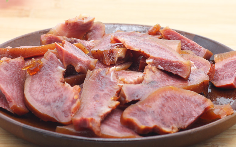 猪扇骨图片(​猪身上3块稀罕肉) - 赤虎壹号