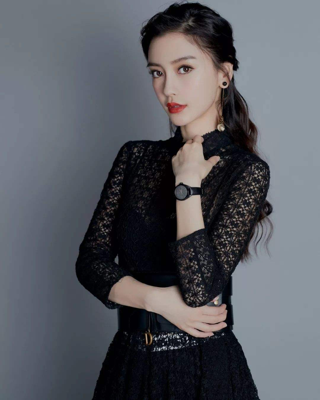 你是“高级脸”还是“大众脸”？重点看这4个特点，看看你是哪种