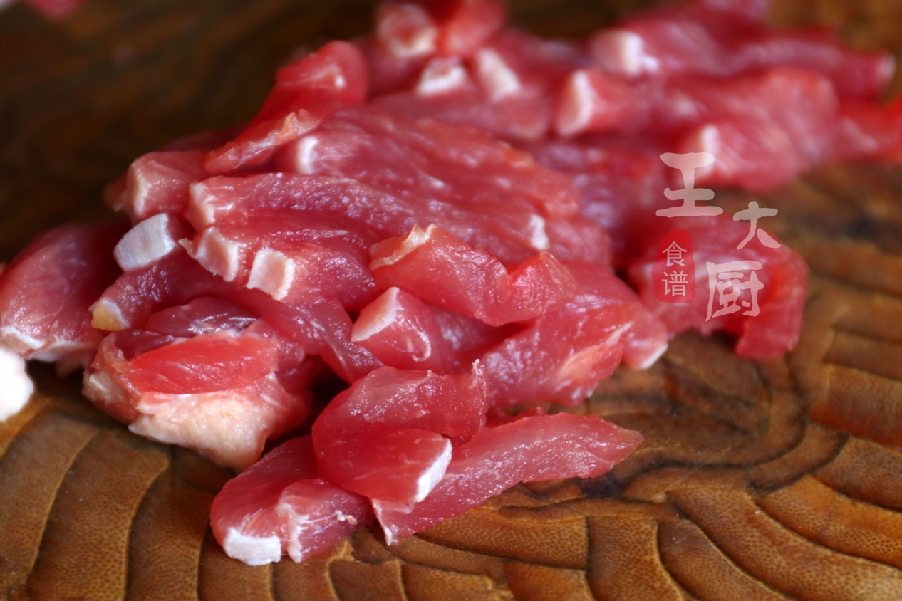 金針菇炒肉絲,金針菇炒肉絲怎么做