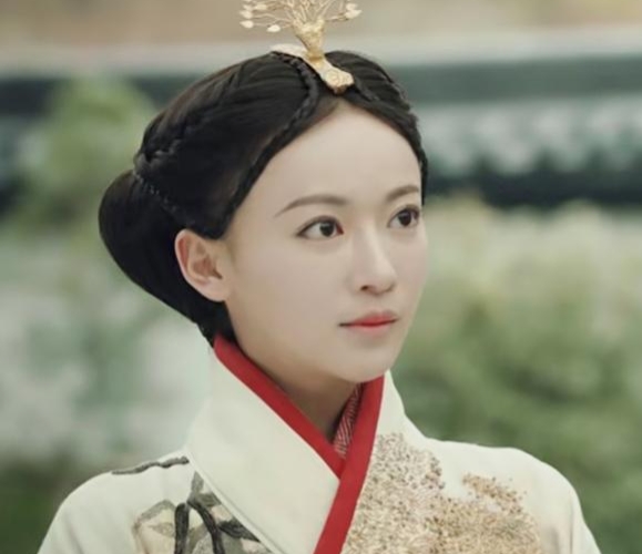 还原荆轲刺秦王的真相，一个令人啼笑皆非的历史笑话