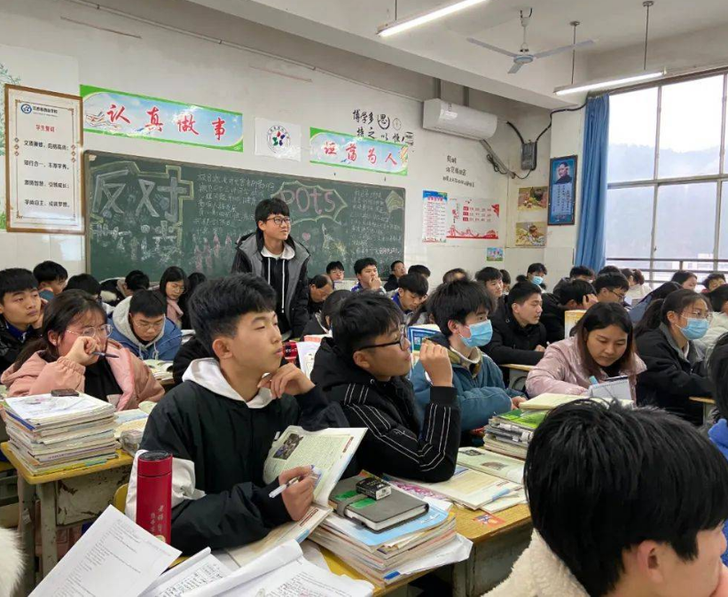 江西7所野鸡大学臭名昭著，官媒点名批评，学生的毕业证就像废纸