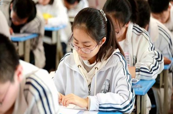 中考生未达到分数线，也能被录取？定向和统招的区别，家长要知道