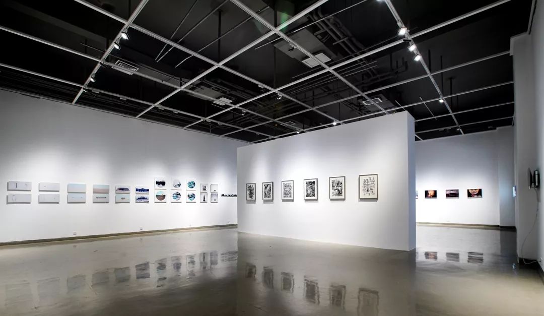 西安这座学费高达3万的大学，凭什么比985、211还受人欢迎？