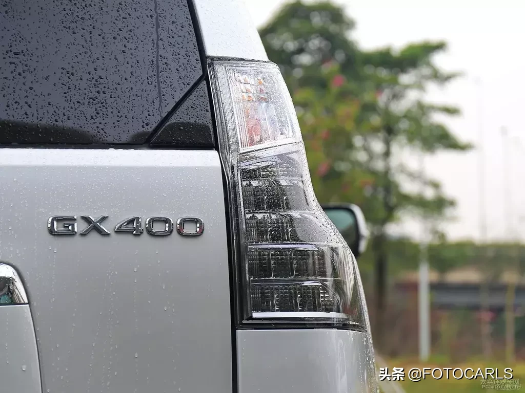 高配版“普拉多”！雷克萨斯GX 400实拍图赏，84万需要真爱！
