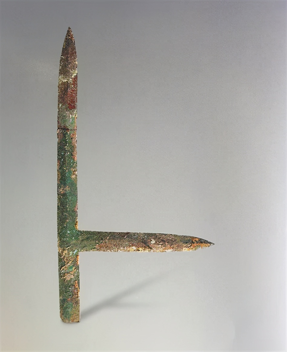 一,戟:战国秦汉的主力兵器