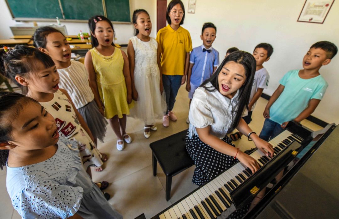 教师职业的“铁饭碗”将不保，三类教师面临下岗，能力才是硬条件