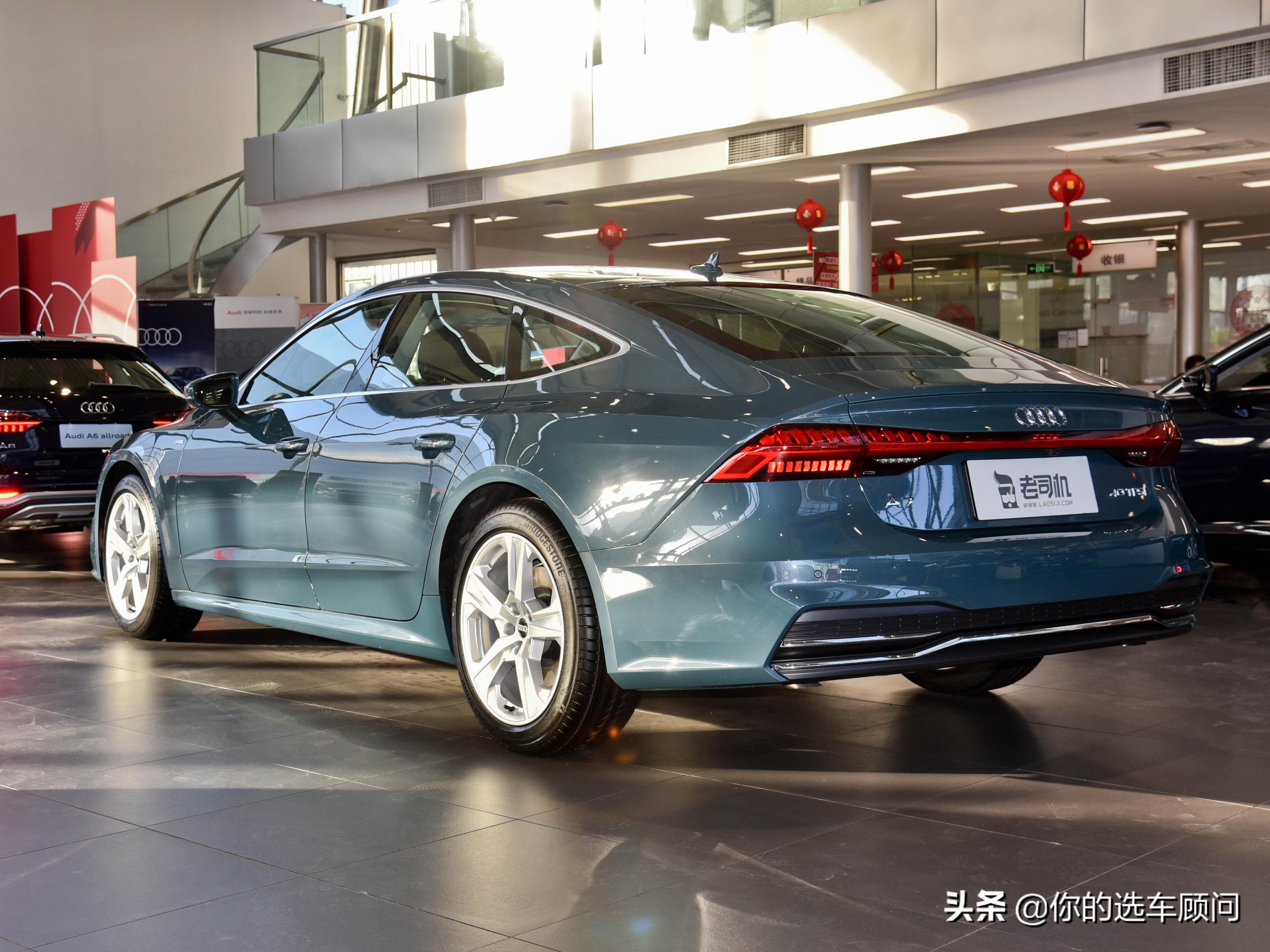 車尾好看,能裝行李,進口豪華6.3l油耗轎車,帶你看進口奧迪a7