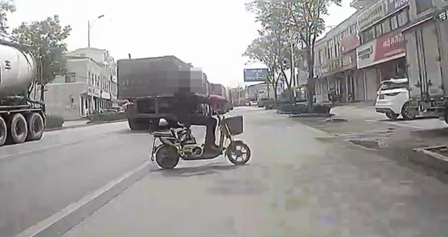 泰安交警曝光新一批交通违法人！男女都有，看看有你认识的吗