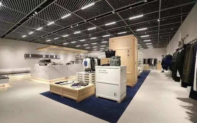 地素进军男装市场，旗下轻奢品牌RAZZLE能否再续地素女装辉煌？