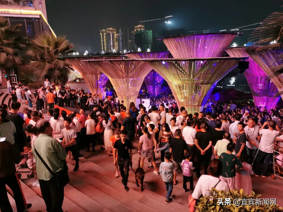 啊~开学啦！大学“萌新”最强指南戳进来→