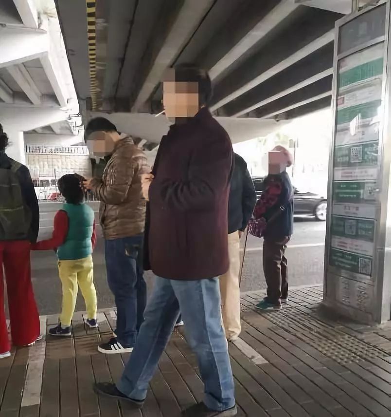 并非法外之地！北京这些“不带顶”的地方禁止吸烟