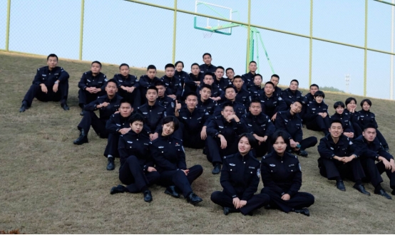 这3所二本大学，毕业生90%都是“端碗大师”，成为公务员几率大