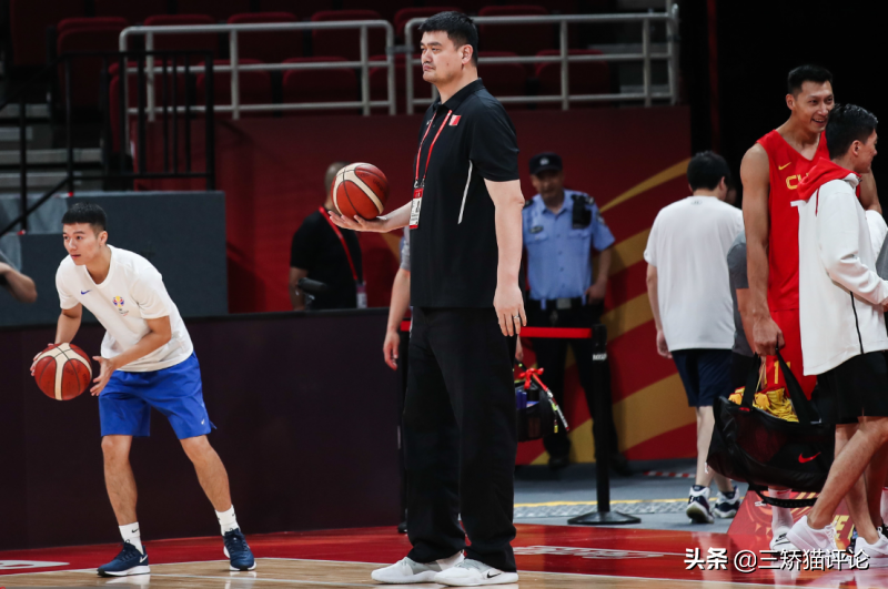 nba为什么突然播出(央视停播一年后复播NBA，问题解决了吗？合作的目的不是发展？)