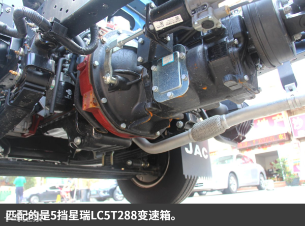 江淮康铃J5蓝牌轻卡来了，跑城郊物流配送它是认真的