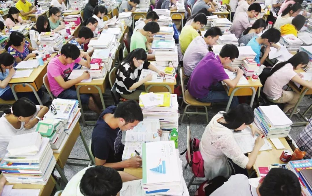 湖南寒门学子692分进清华，替爸爸圆了大学梦，贫穷不堕青云志