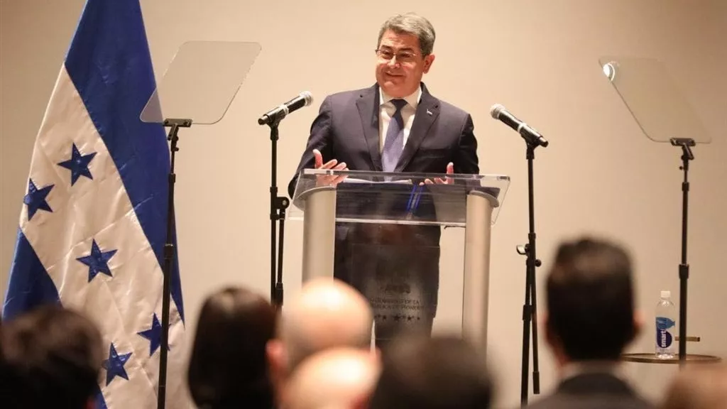 洪都拉斯總統訪台! 公私兼顧,金元外交的本質就是榨完最後一滴油