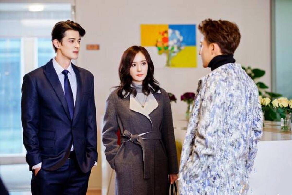 杨幂的黑料比作品还多，是怎么成为商业和演技并存的女演员