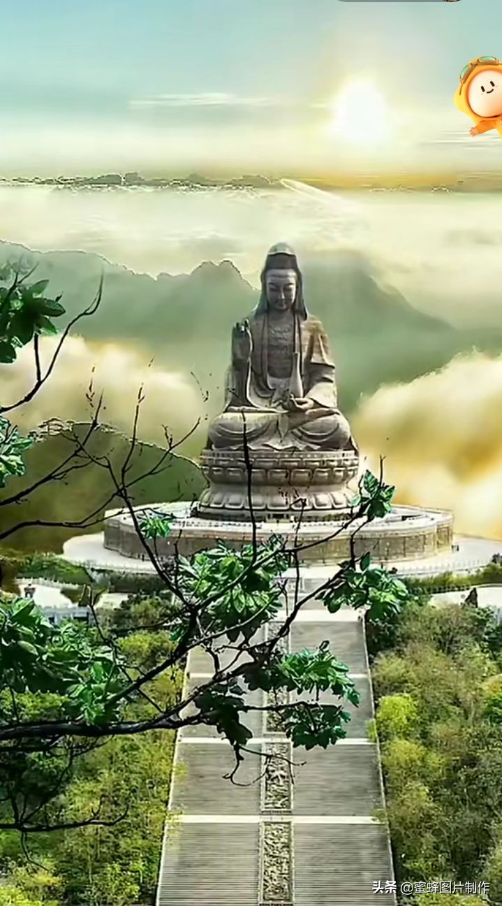 壁纸美图素材，青山绿水蓝天白云