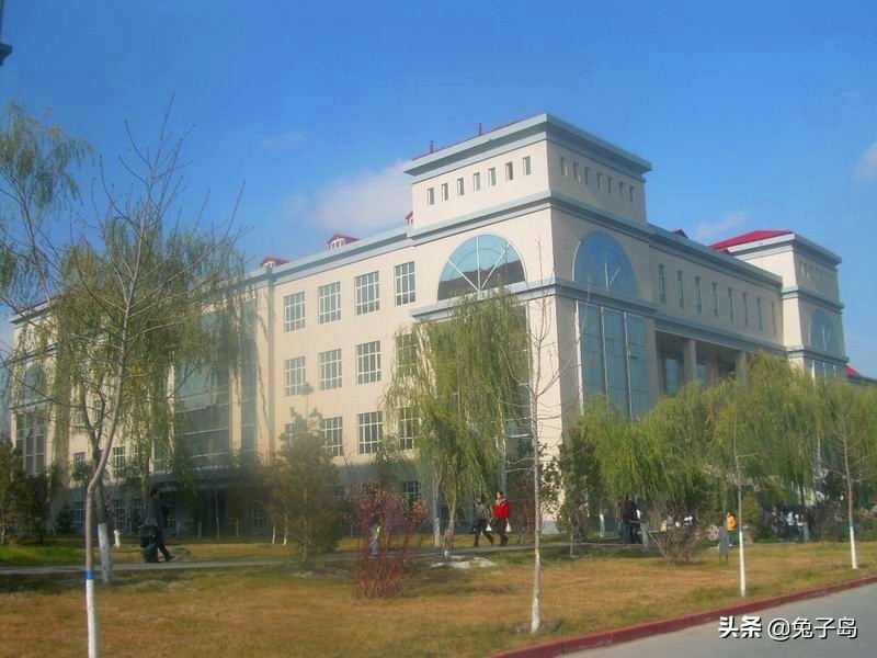 最新出炉：2021年新疆自治区大学排名！新疆大学继续领跑