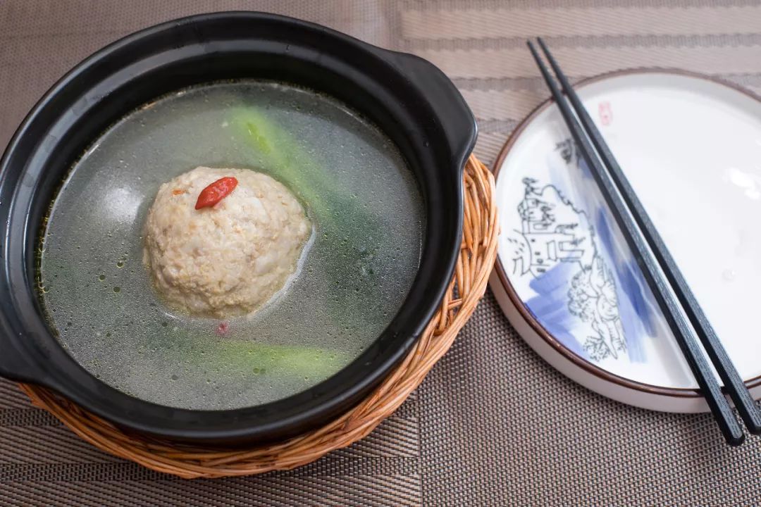 国宴主菜为什么是淮扬菜？八大菜系为何没有？看完这些，你就懂了