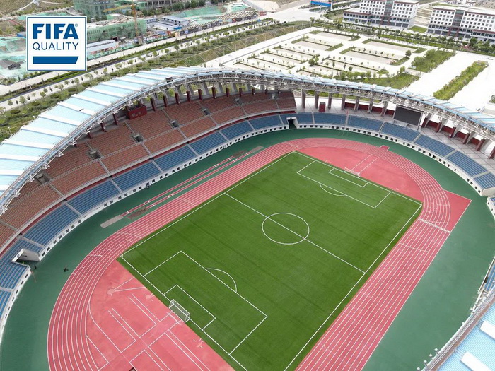 世界海拔最高的第一片FIFA认证人造草足球场地诞生了