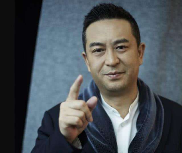 张嘉译的妻子(张嘉译的妻子是谁呀 个人资料)-情感知识库-动动脑