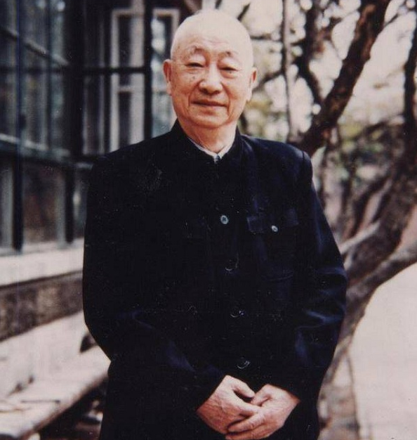 听闻儿子为国捐躯，母亲伤心欲绝，17年后北京来信：儿子接您入京