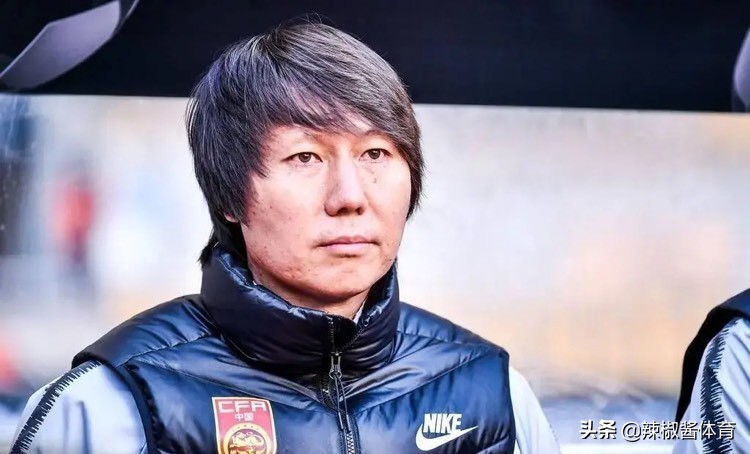 中超卖什么时候开始(不搞跨年，中超开赛时间确定？190天踢30场球，FIFA同意双窗齐开)