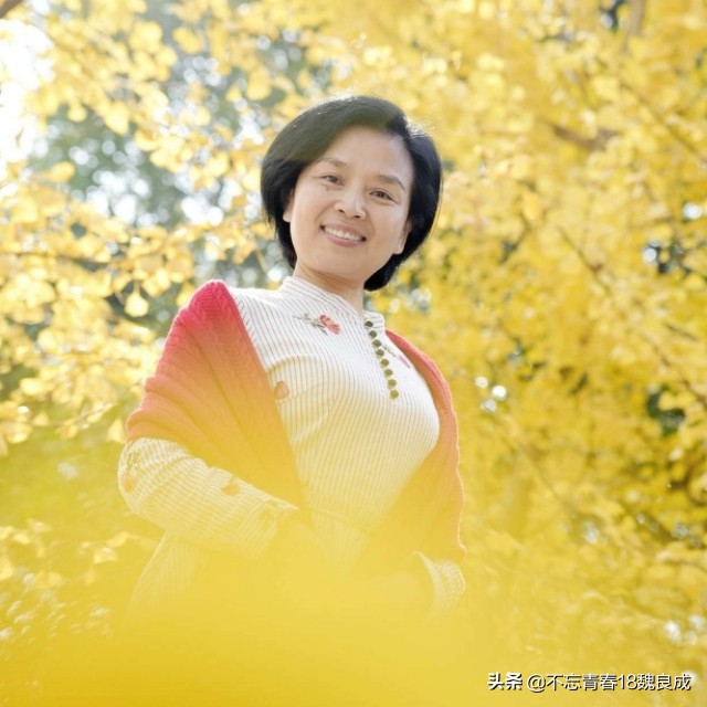 【原创首发】这世上最让人伤心痛苦的，就是初恋，让时间慢慢抹淡