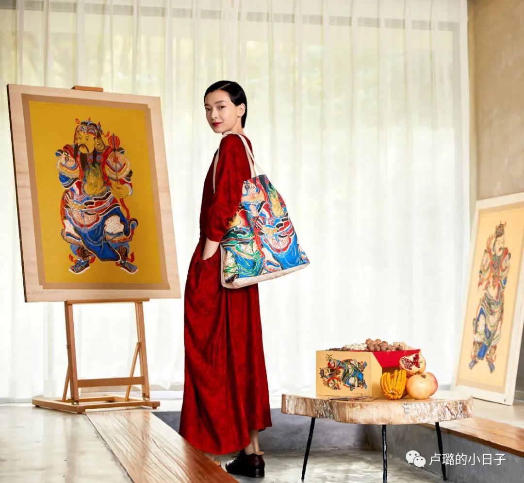 看了這8個(gè)國(guó)產(chǎn)服飾品牌，才明白什么是屬于中國(guó)的高級(jí)感