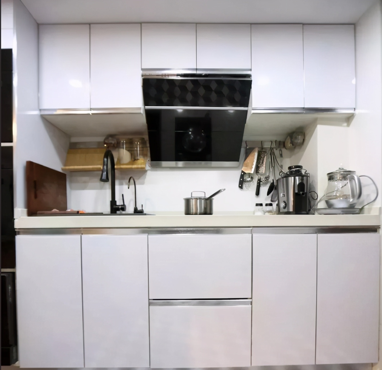 3年积蓄换来23㎡？杭州姑娘买23㎡小公寓爆改，完工效果堪比别墅