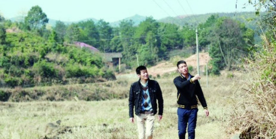 秦玥飞：放弃百万高薪回国当村官，月薪一千没房没车，是失败吗？