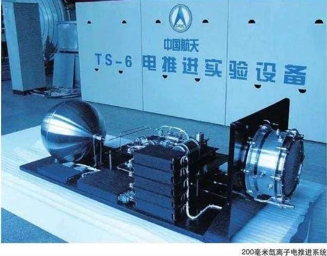 打破太阳系枷锁：霍尔推进器