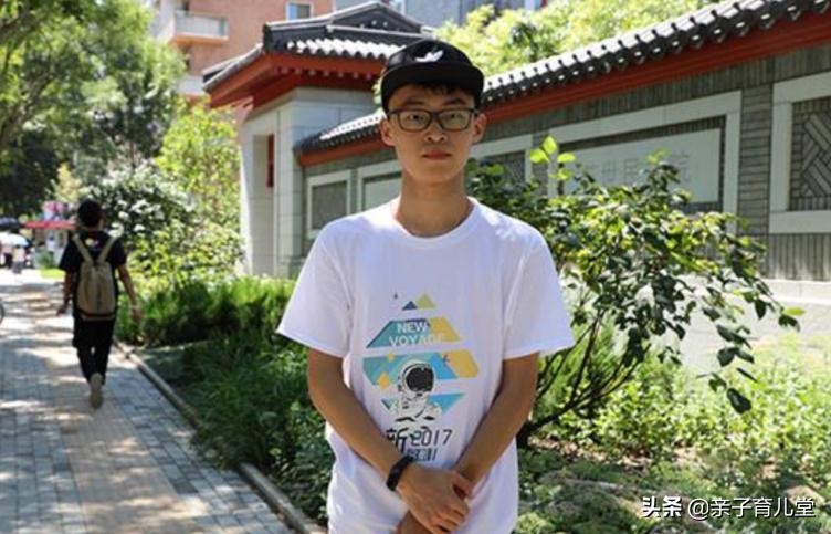 2017高考状元浙江省（贫家少年高考723分上清华）