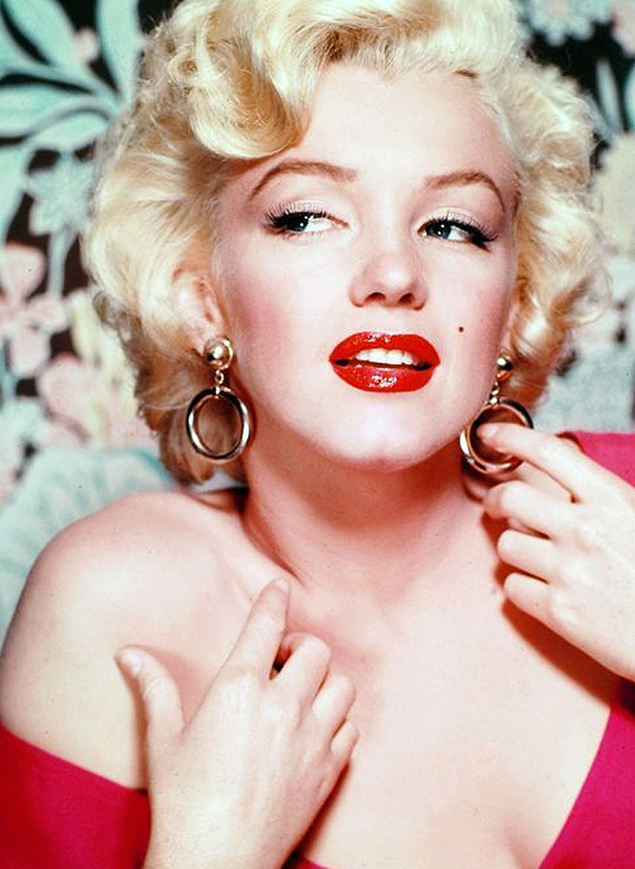 很多人误以为嘴角边长痣是媒婆痣,那可真冤枉了这颗痣,这个位置的痣