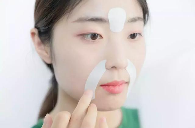 让日本女人夜夜疯狂的神器，法令纹、眉间纹克星！一贴＝10次除皱