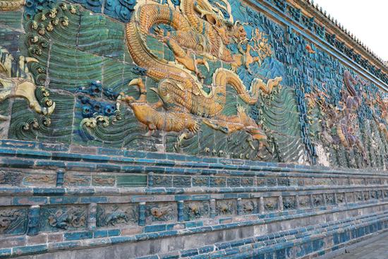 除了是中国人的文化图腾外,对于世界上是否有龙一直争论不休.