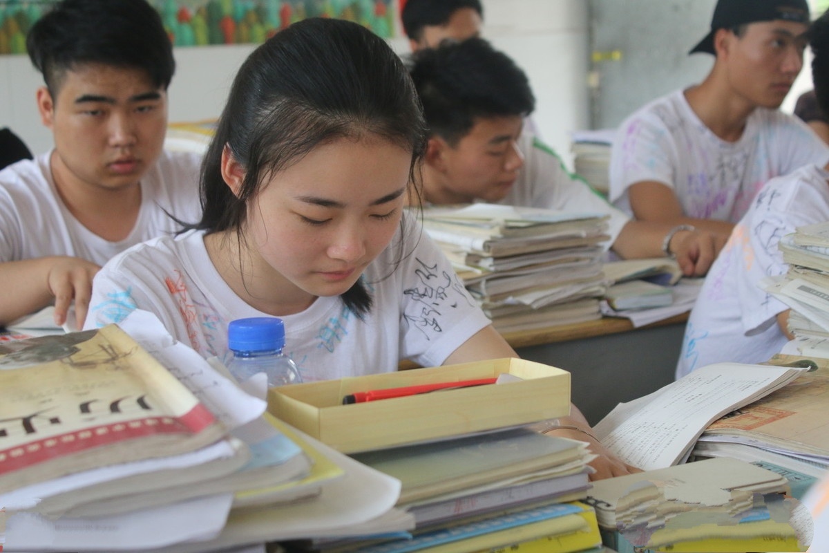 广东排名前五的高中，在这里读书的学生，都有机会考上211高校