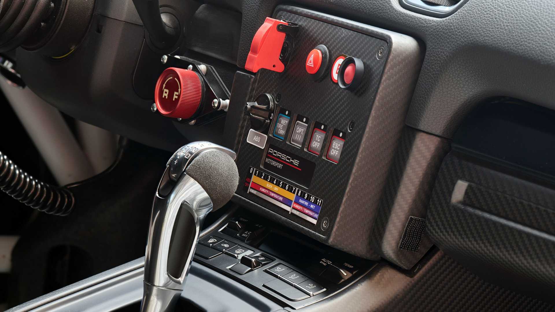 详解保时捷718 GT4赛车 保时捷718 Cayman GT4 RS