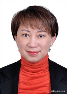 冷静（女），苗族，云南农业大学教授、博导，饲料配方专家