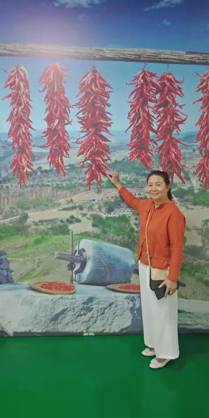延安辣婆姨广开合作大门·与南泥湾农业五年合作产值将超1.2亿元