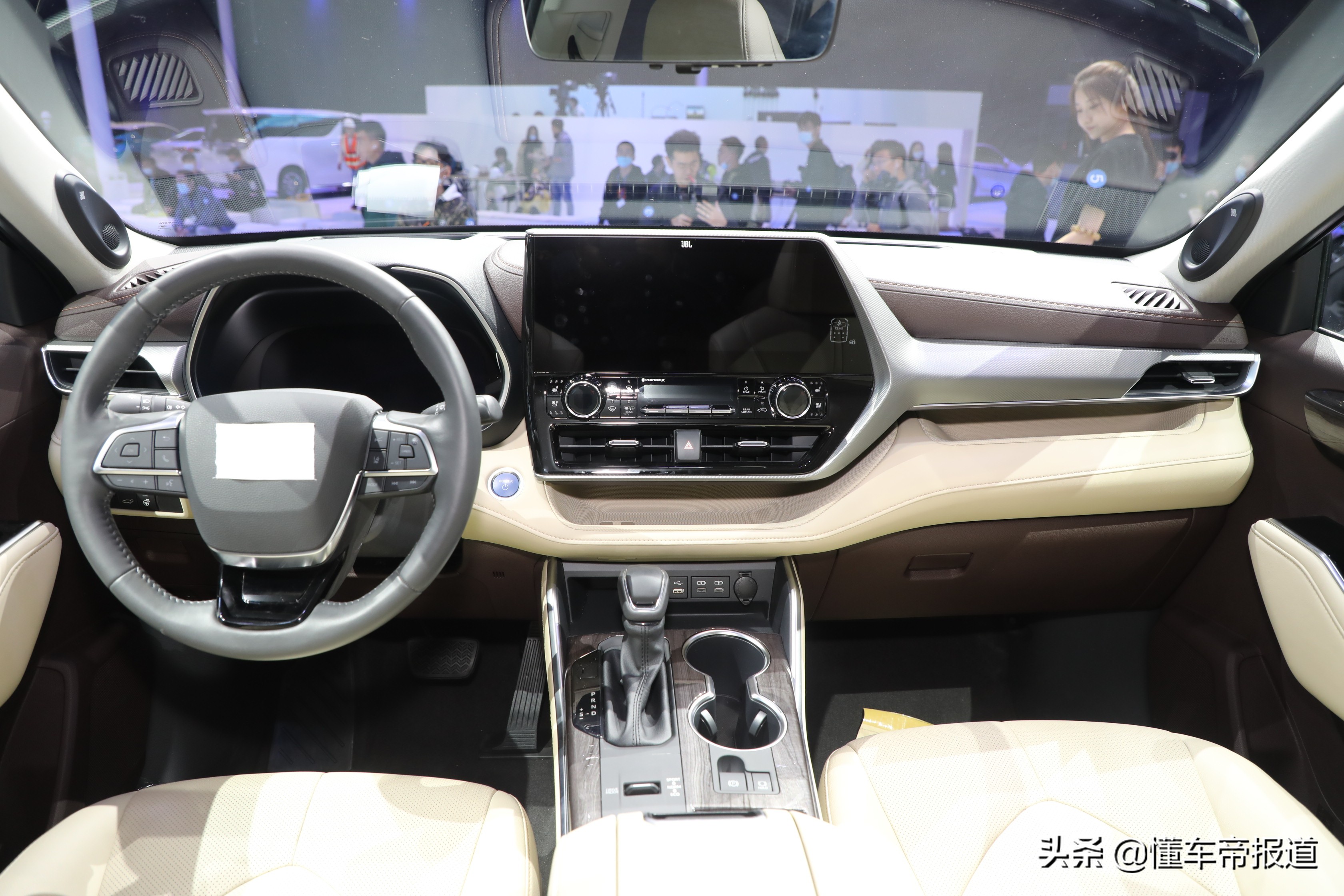 新车｜坦克800霸榜！奥迪A7L、奔驰C级争雄！上海车展重磅车Top10