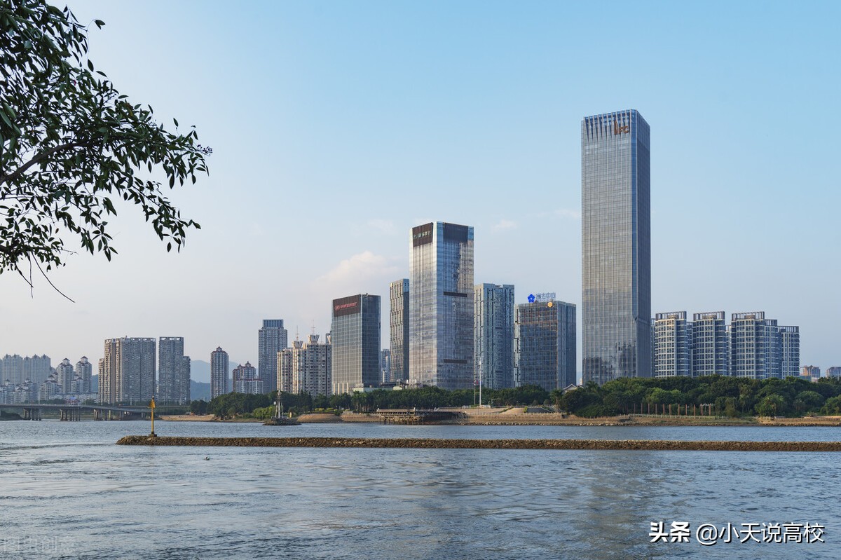 奇怪的门槛，本硕只要本省学生，福建2022定向选调有多封闭