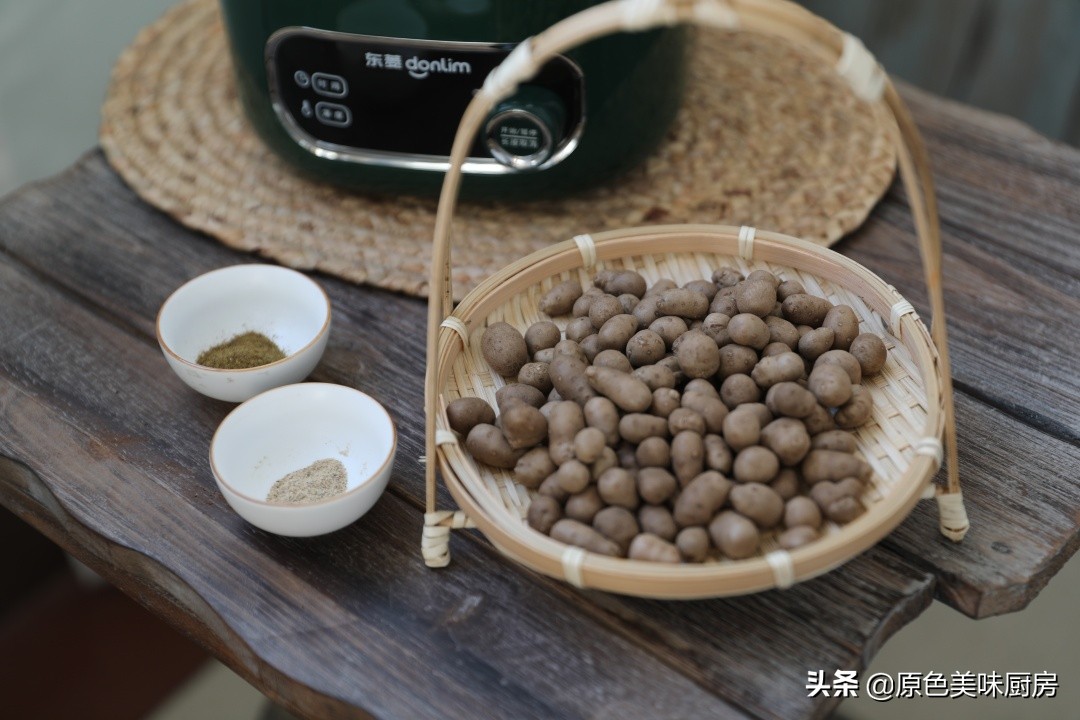 这食材别看它身材娇小，营养价值很不错，分享一款另类的吃法