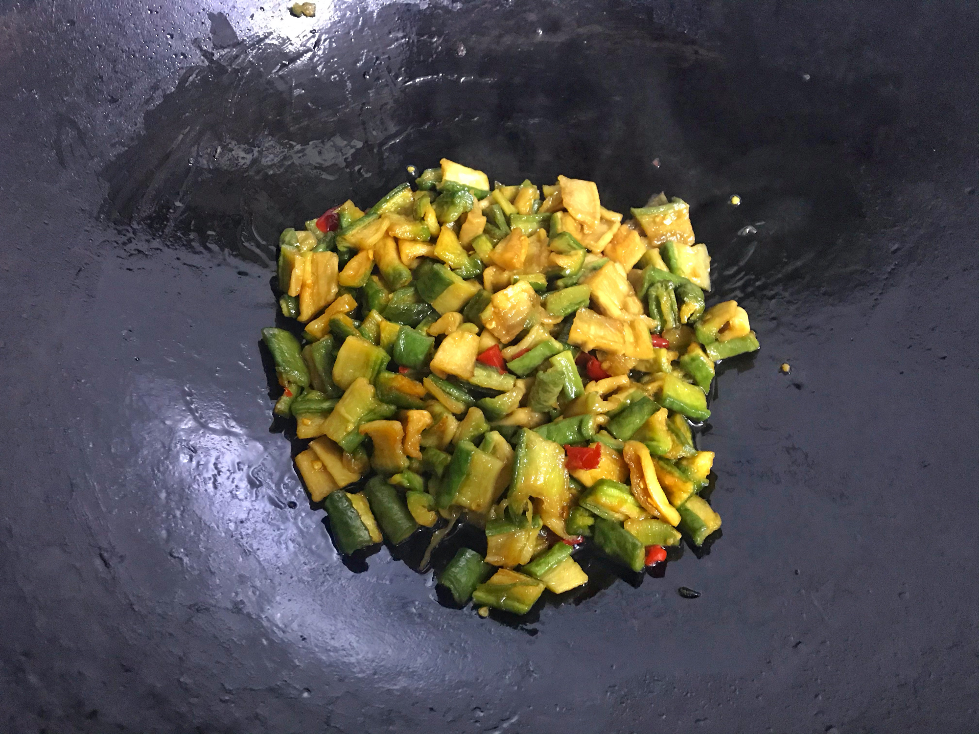 夏天萝卜这样做，随手一炒就是下饭菜，清脆入味，比大鱼大肉开胃