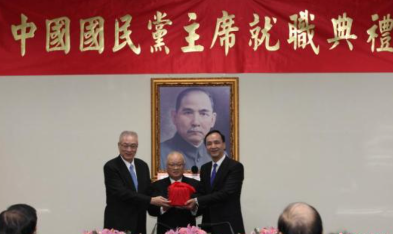 台海局势有了新变化，国民党新党纲反台独，台独势力在最后疯狂